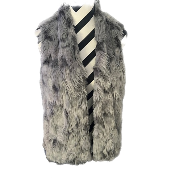 CeCe By Cynthia Steffe MM Faux Fur Mint Green Sleeveless Luxury - Picture 3 of 5